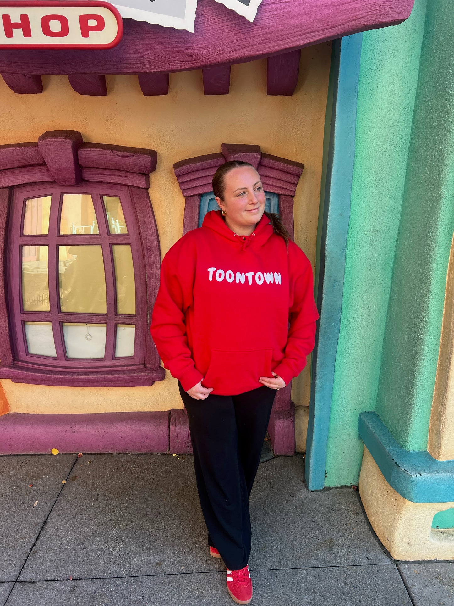 Essentials - ToonTown (PRESALE)